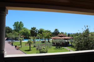 A view of the pool at Quinta Dona Adelaide or nearby