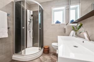 Gallery image of Unique and cozy apoartment i citycenter in Tønsberg +24 photos