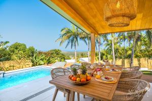 Jídlo v vily nebo okolí