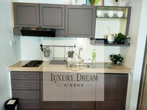 Η κουζίνα ή μικρή κουζίνα στο Luxury Dream Seaview