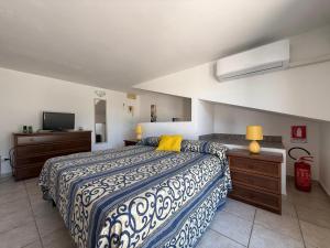 Postel nebo postele na pokoji v ubytování Kennedy House