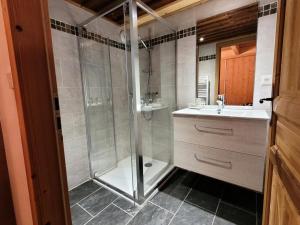 Ένα μπάνιο στο Résidence Le Criterium - Résidence Le Critérium 3Chalet E Appartement 8 MAE-1903 +10 φωτογραφίες