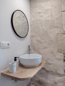 Ένα μπάνιο στο Le Goire at Le Maingaud +26 φωτογραφίες