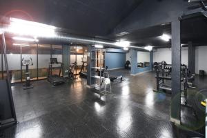 Fitness centrum a/nebo fitness zařízení v ubytování Circa 43 1 Bedroom Lynwood