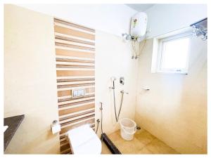 Gallery image of Sea View Hotel Golden Palace Rivera Puri in Puri