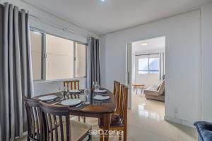 Χώρος καθιστικού στο Apto completo a 50m da praia central - GCO0302