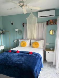 Postel nebo postele na pokoji v ubytování Mountain View Apartments