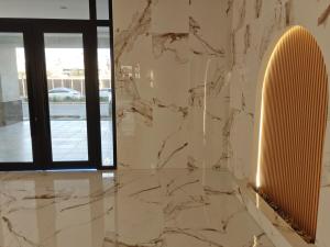 Ảnh trong thư viện ảnh của Kanaf Luxury Apartment, two bedrooms and a hall ở Quai