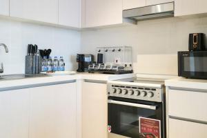 Galeriebild der Unterkunft Marina Solene 1BR - 5 Mins Walk to Yas Fireworks in Abu Dhabi