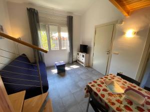 TV a/nebo společenská místnost v ubytování Gregal 131 - Mas Pinell