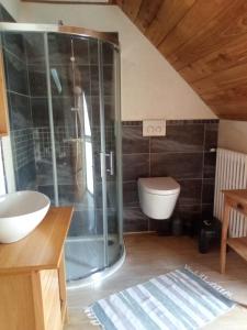 Φωτογραφία από το άλμπουμ του An ti kozh Chambre calme en centre-ville σε Auray
