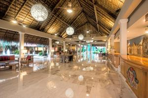 Restaurace v ubytování Iberostar Waves Quetzal - All Inclusive