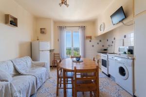 Kuchyň nebo kuchyňský kout v ubytování Les Albères