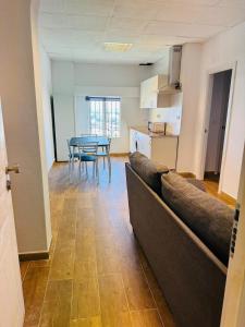 O bucătărie sau chicinetă la Nuevo Apartamento Ideal para viajeros en carretera