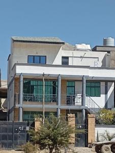 Το κτήριο όπου στεγάζεται  ο ξενώνας