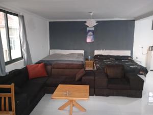 Χώρος καθιστικού στο Diyasbora Lemlem studio