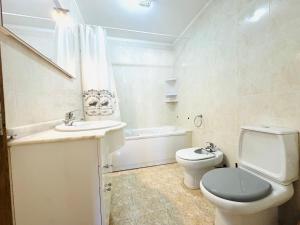 Bilik mandi di NCHouse +20 gambar