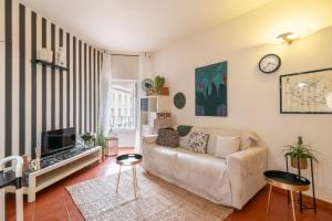 TV a/nebo společenská místnost v ubytování Central square