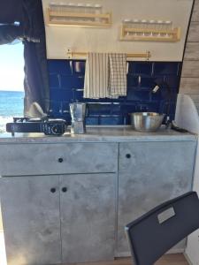 Una cocina o cocineta en Meria 2