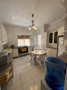 Dapur atau dapur kecil di Locations Amman Palm Tree 4 +53 gambar