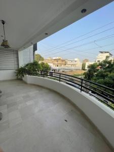 Μπαλκόνι ή βεράντα στο Sweet Home Society