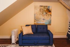 Φωτογραφία από το άλμπουμ του Cozy Oasis by Lake MI with Hot Tub σε Harbert