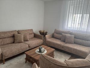 Fotografie z fotogalerie ubytování Apartament zentrum,Gjilan v destinaci Gnjilane