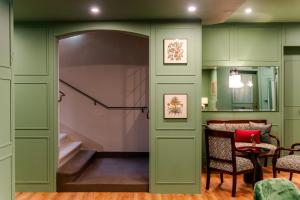 Posezení v ubytování Hotel Vier Jahreszeiten Salzburg