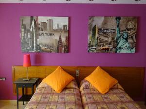 Ένα ή περισσότερα κρεβάτια σε δωμάτιο στο Apartamento Tossasea +49 φωτογραφίες