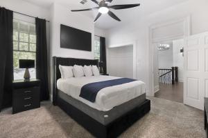 Photo de la galerie de l'établissement Family-Friendly 5BR | Sleeps 15 | 3 mins Downtown!, à Montgomery