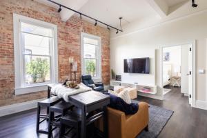 Телевизор и/или развлекательный центр в Southern Comfort