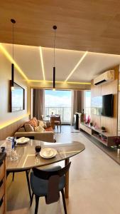 TV/trung tâm giải trí tại Apartamento luxuoso no Meireles