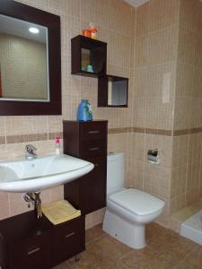 Ένα μπάνιο στο Apartamento Tossasea