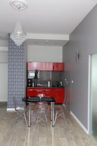 Kuchnia lub aneks kuchenny w obiekcie Apartamenty Centrum Krawiecka