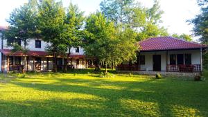 Φωτογραφία από το άλμπουμ του Holiday Park Ranchoto στο Κίρκοβο