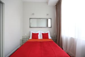 Łóżko lub łóżka w pokoju w obiekcie Apartamenty Centrum Krawiecka