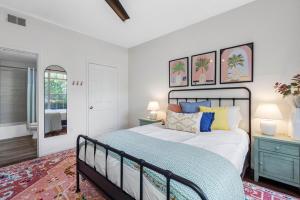 Ένα ή περισσότερα κρεβάτια σε δωμάτιο στο Your Slice of Paradise Near Clearwater Beach +25 φωτογραφίες