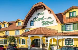Budova, v ktorej sa hotel nachádza