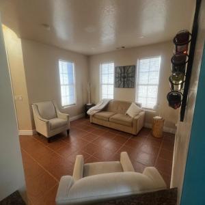 Fotografie z fotogalerie ubytování Golf course & Mountain view v destinaci West Wendover + 24 fotografií