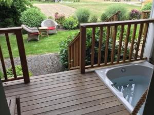 Zahrada ubytování Wild Iris Inn