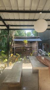 Κήπος έξω από το Pura Vida - General Luna