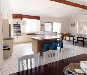 Kuchyň nebo kuchyňský kout v ubytování White Sands