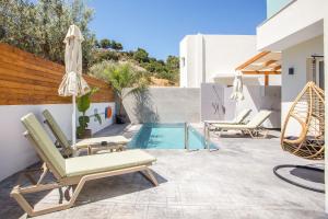 Πισίνα στο ή κοντά στο Aura Luxury Villas