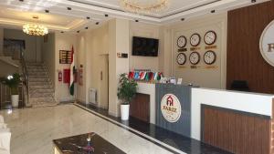 Ο χώρος του λόμπι ή της ρεσεψιόν στο FARIZ Hotel