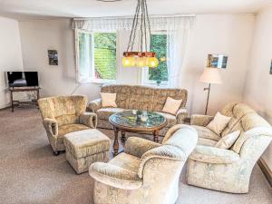 Et opholdsområde på Apartment Altes Forsthaus Sösetal by Interhome