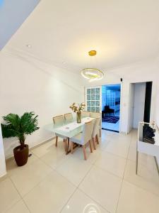 Φωτογραφία από το άλμπουμ του Casa na praia de boa viagem στη Recife