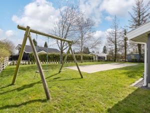 Herní místnost nebo prostor pro děti v ubytování Holiday Home Justiina - 800m from the sea by Interhome