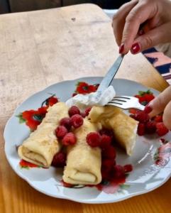 Φωτογραφία από το άλμπουμ του Yasna Sadyba σε Yasenitsa Zamkova