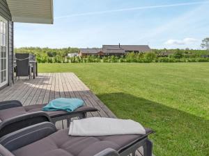 Zahrada ubytování Holiday Home Hathulf - 700m from the sea by Interhome + 29 fotografií