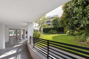 Κήπος έξω από το Green House 71